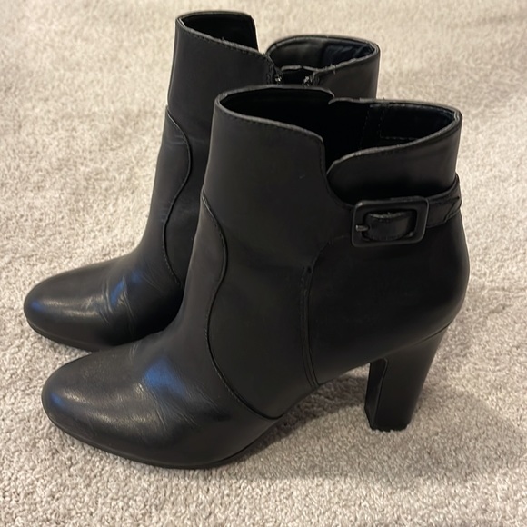 Sam Edelman Booties - Picture 5 of 9